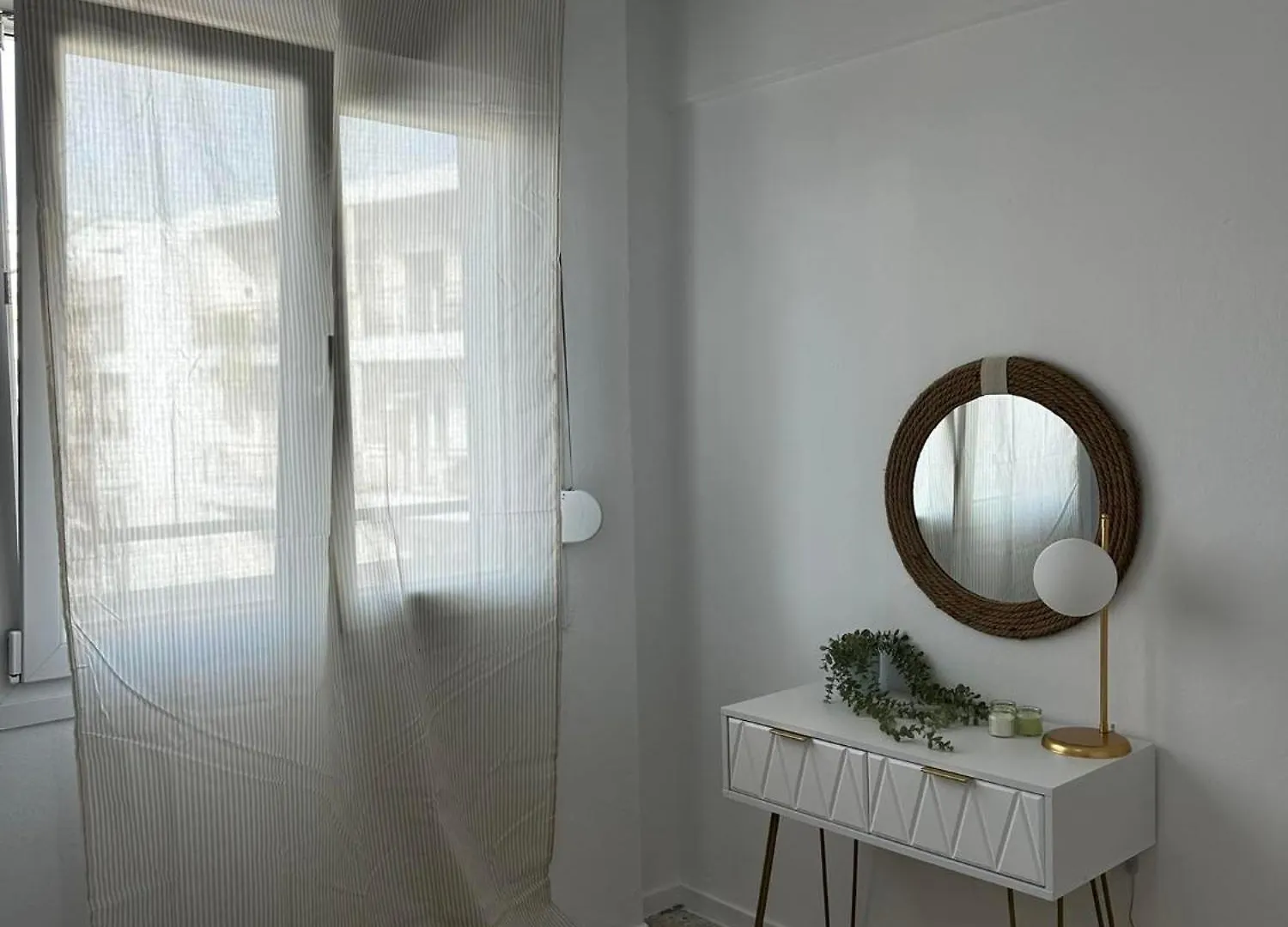 Apartment 2 Brooms By Little Hellen Peraia